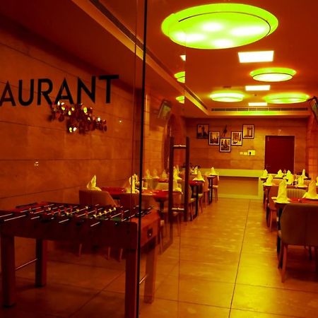 קוטאיאם Hotel New York Square מראה חיצוני תמונה
