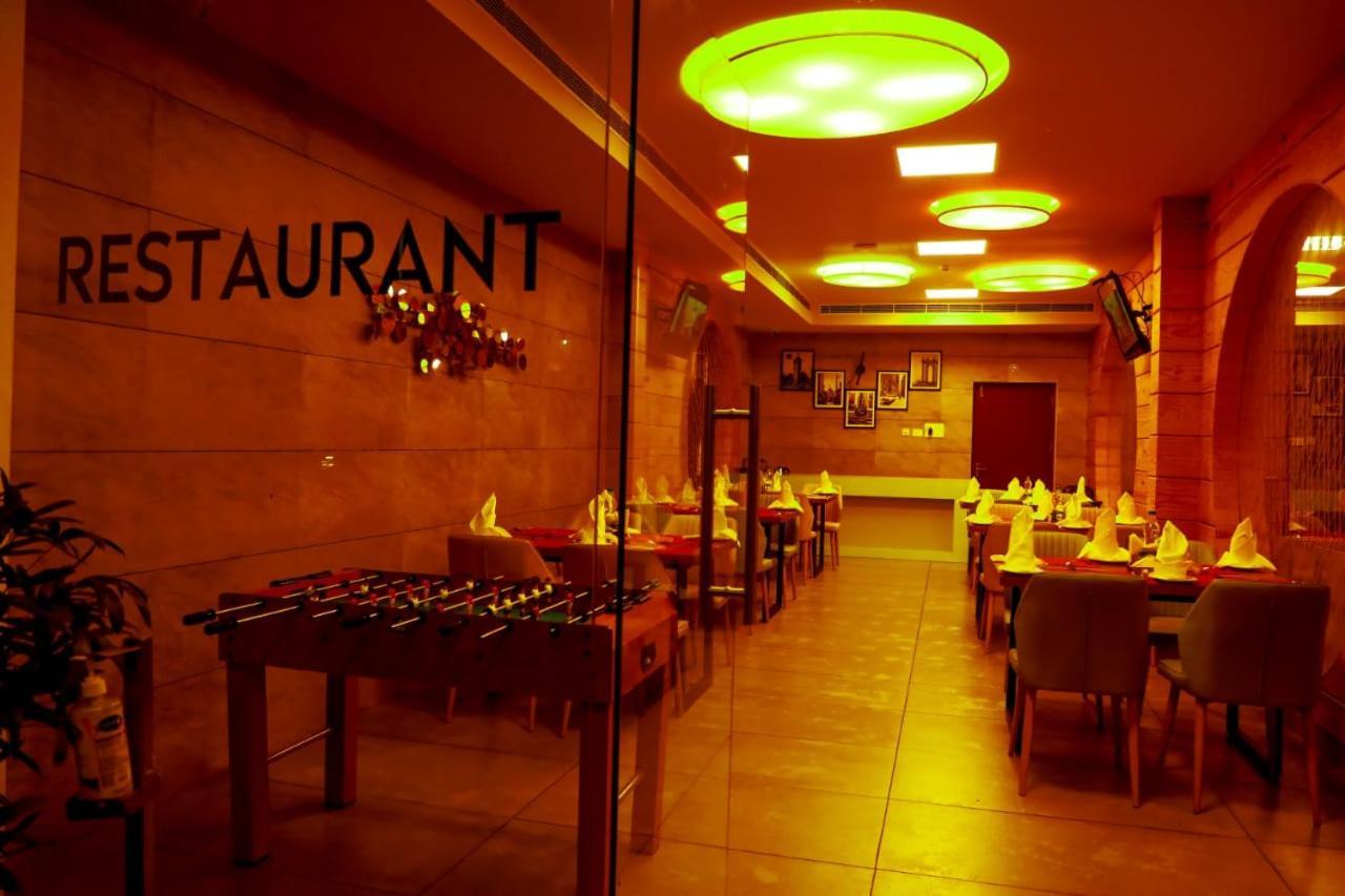 קוטאיאם Hotel New York Square מראה חיצוני תמונה